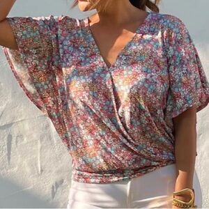 Veronica M. Floral print top